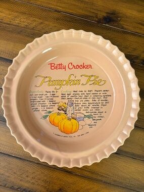 Vintage Betty Crocker 11" Ceramic Pumpkin Pie Recipe Deep Dish Pie Plate